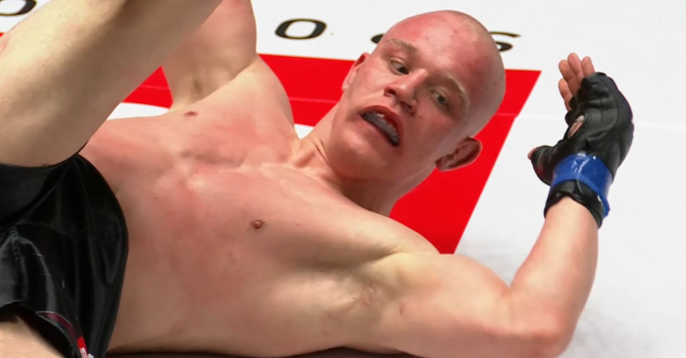 Alan Kwieciński pewnie znokautował Siwego