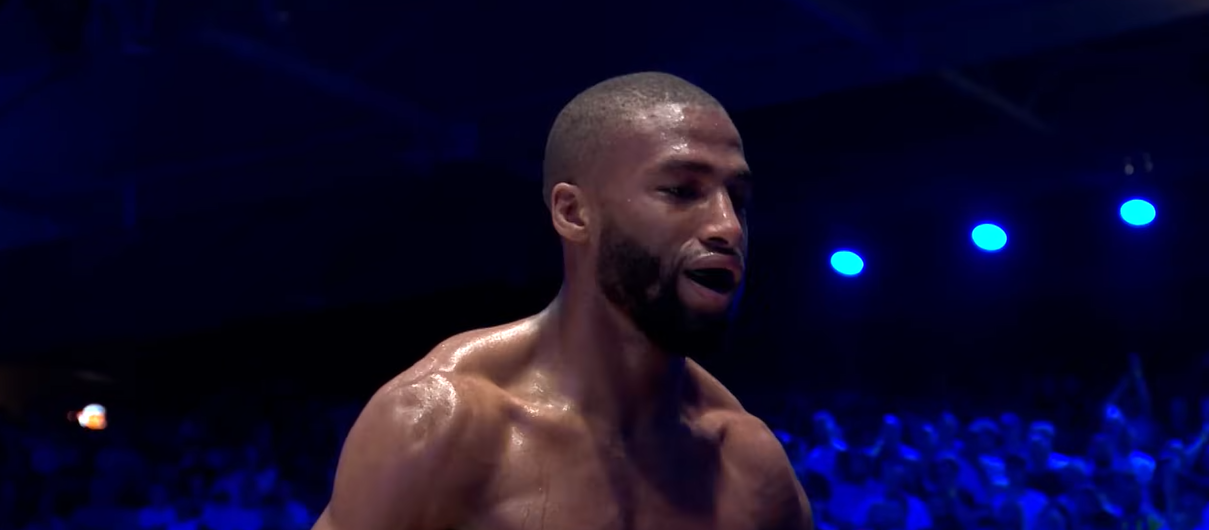 Salahdine Parnasse odchodzi z KSW. Co dalej z kategorią piórkową i lekką